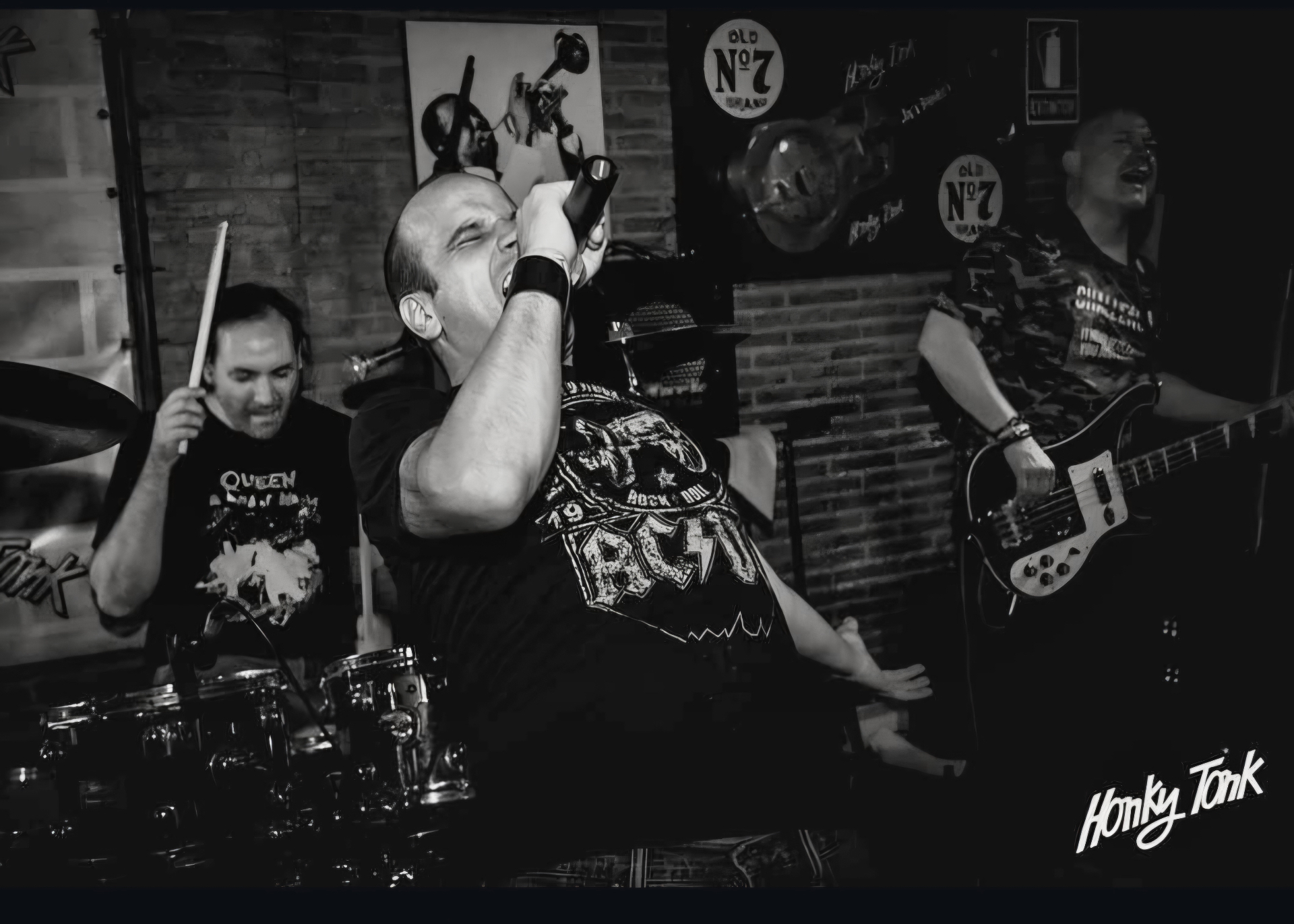 ElectricFire en directo en Honky Tonk Bar